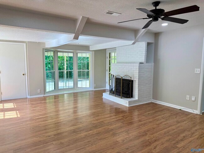 Building Photo - 12027 Chicamauga Trail SE