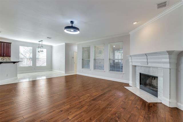 Building Photo - 7526 Greenvalley Ln