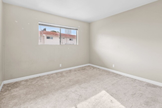 Building Photo - 8641 Lake Murray Blvd