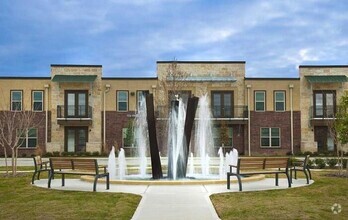 Building Photo - 2010 Corinth Pkwy