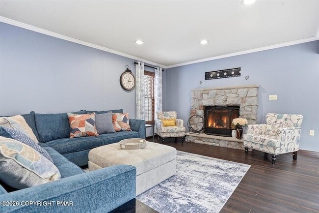 Building Photo - 5132 Pocono Park