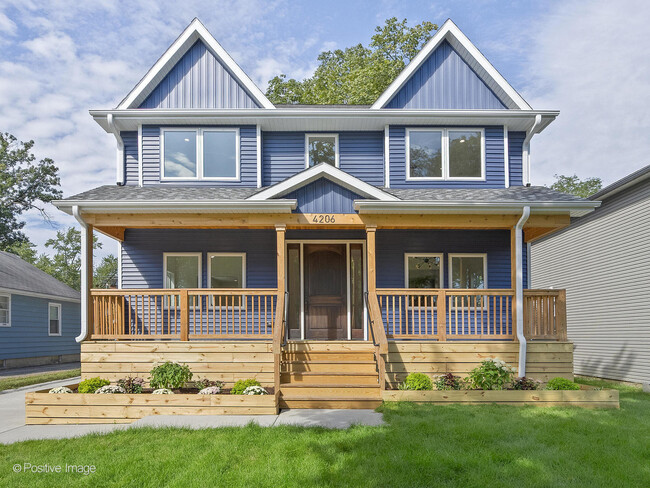 Primary Photo - 4206 Forest Ave