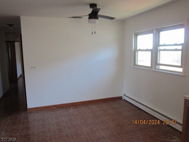 Building Photo - 138 Haverhill Ave