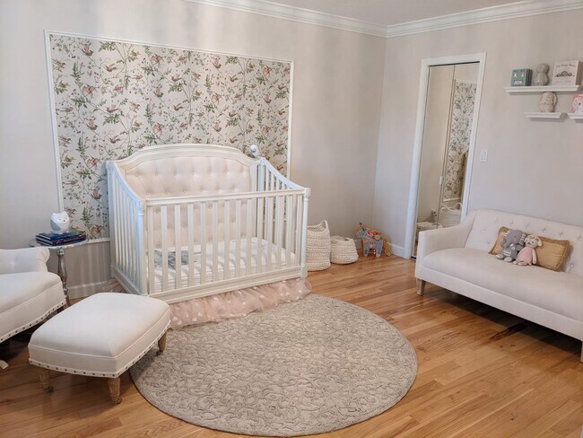 Building Photo - 90 SW 5th Ave