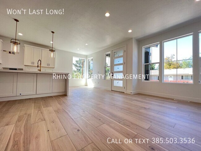 Building Photo - 4634 Locust Hls Ct