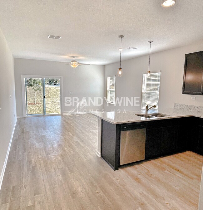 Building Photo - NEW Lower Rental Rate Leasing Special: Mar...