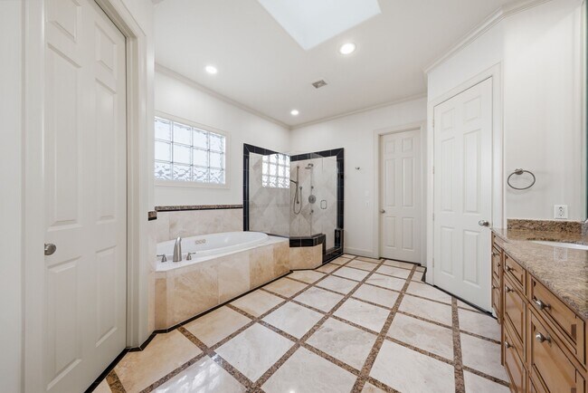 Building Photo - 6343 Mystic Bridge Dr