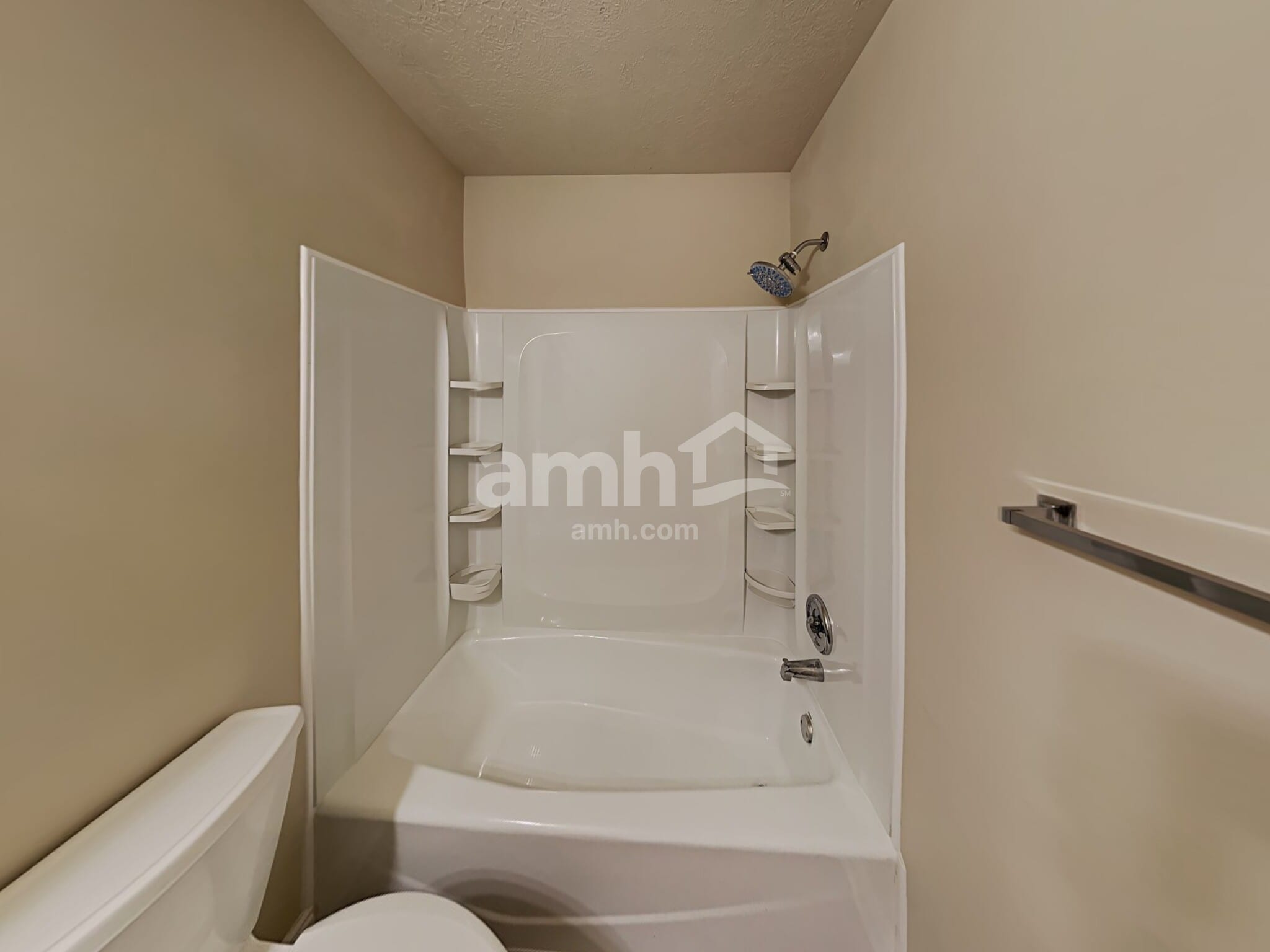 Building Photo - 568 S 925 E