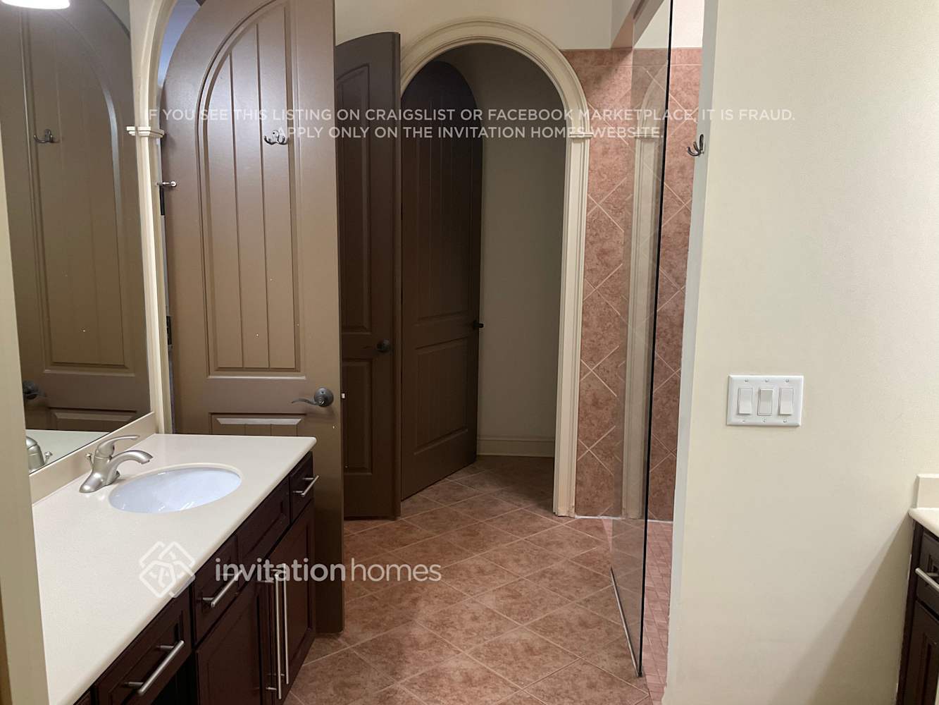 Building Photo - 417 Falling Water Ave