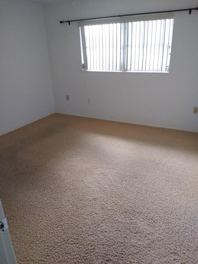 Building Photo - 3211 Westford Ln