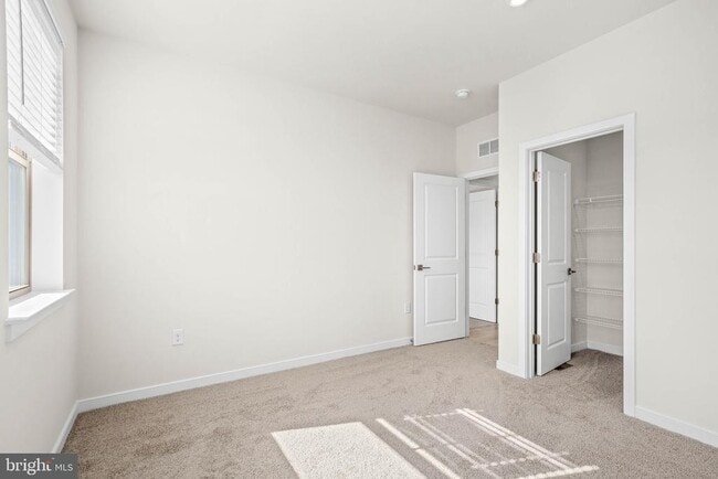 Building Photo - 6232 Folly Ln