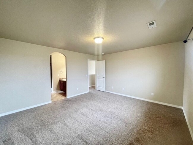 Building Photo - Stetson Hills Home with 3 Bedrooms and 2.5 Baths Available in May