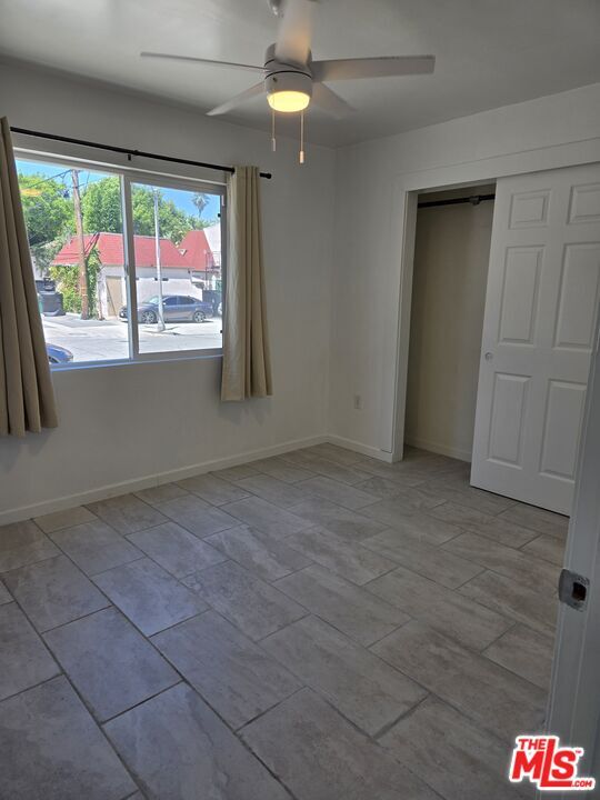 Building Photo - 300 S La Peer Dr