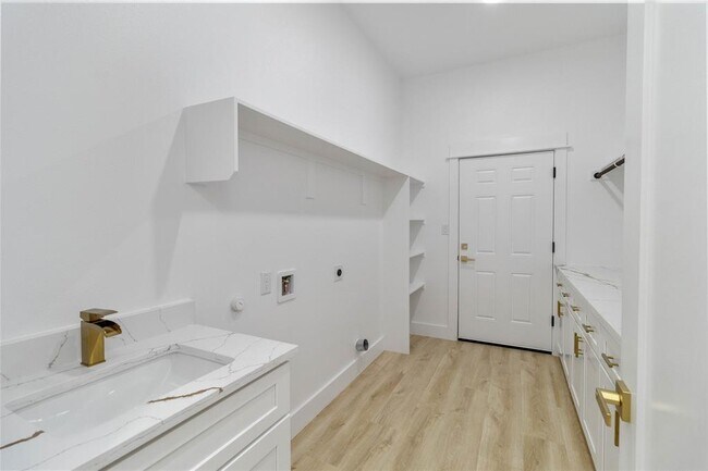 Building Photo - 103 Kawainui Ln