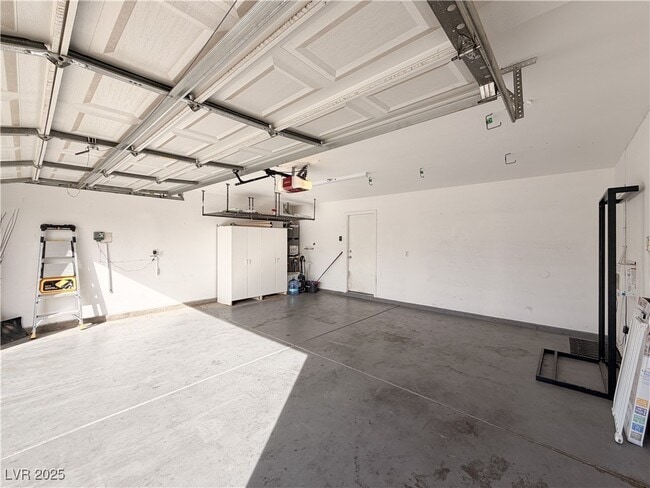 Building Photo - 7956 Tradition Springs Ct