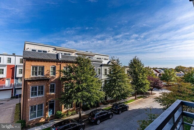 Building Photo - 815 N Patrick St