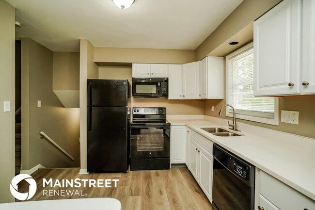 Building Photo - 1218 Gertrude Dr