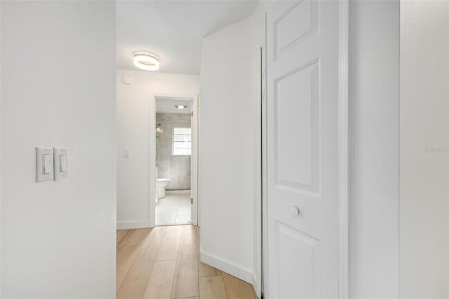 Building Photo - 5 Cache Cay Dr