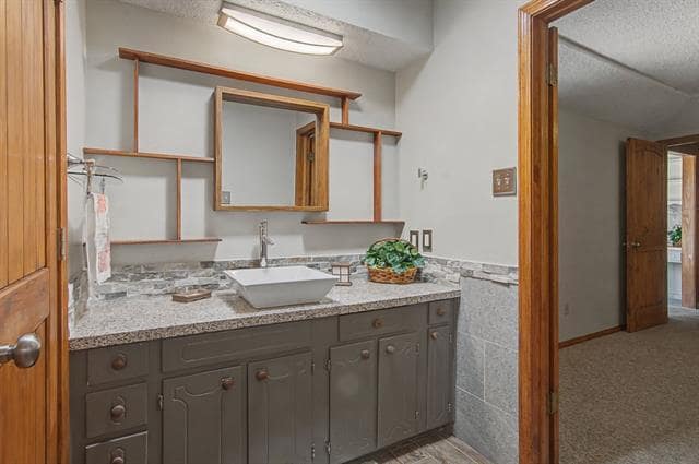 Building Photo - 604 Baker Dr