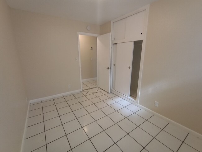 Building Photo - 4/2 HOME FOR RENT!! AVAILABLE NOW