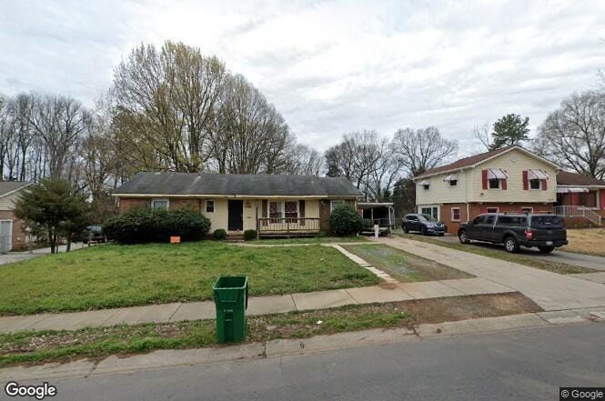 Primary Photo - 2801 Dalecrest Dr