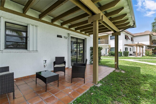 Building Photo - 6825 NW 169th St