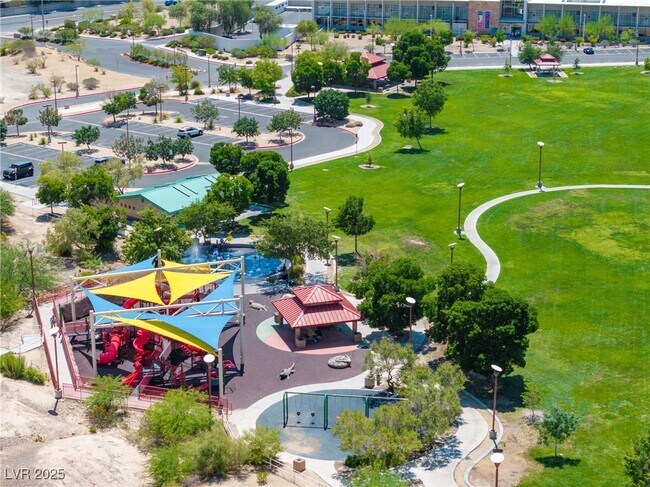 Building Photo - 6804 Rosinwood St