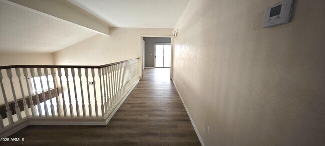 Building Photo - 16851 S 20th Way