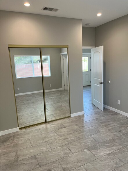 Building Photo - 12225 Brookhaven Park