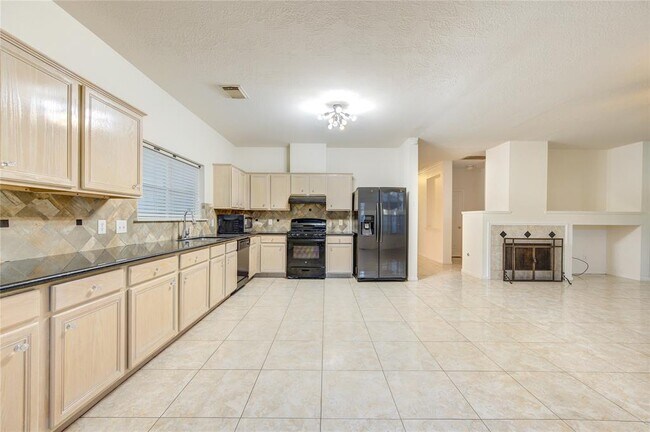Building Photo - 21735 Oakbridge Park Ln