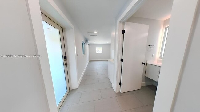 Building Photo - 130 W 57th St