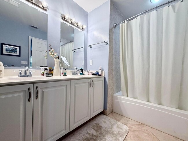 Building Photo - 11584 Winchester Dr