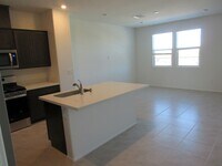 Building Photo - Brand new Beautiful 3bed 2bath townhome