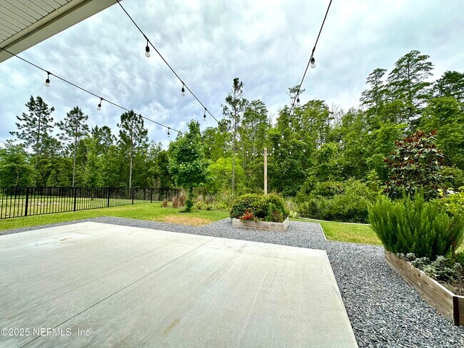 Building Photo - 11176 Engineering Way