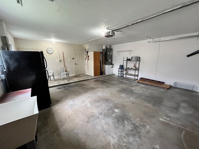 Building Photo - 103 Fox Ridge Rd