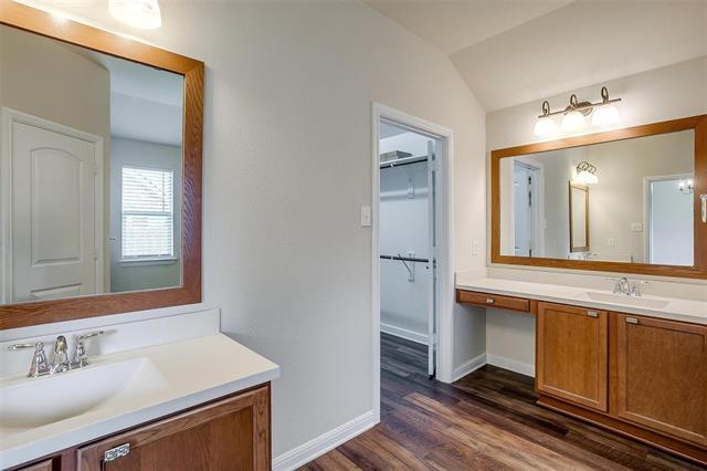 Building Photo - 429 Foxcraft Dr