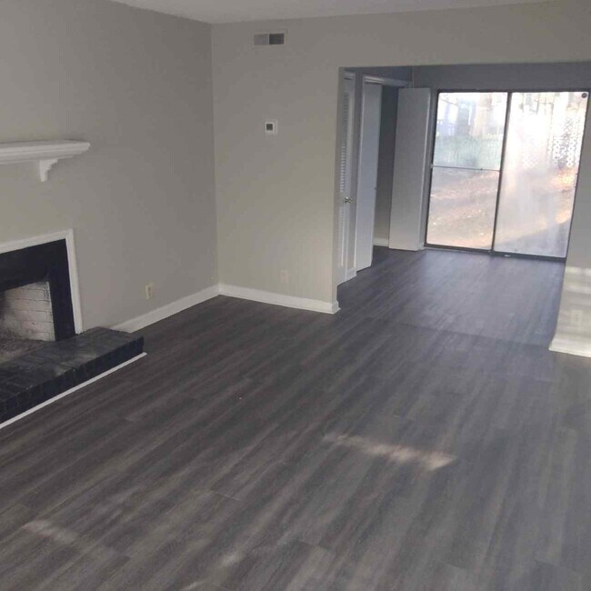 Building Photo - 3006 Woodymore Pl
