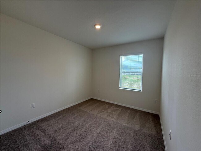 Building Photo - 1305 June Lk Lp