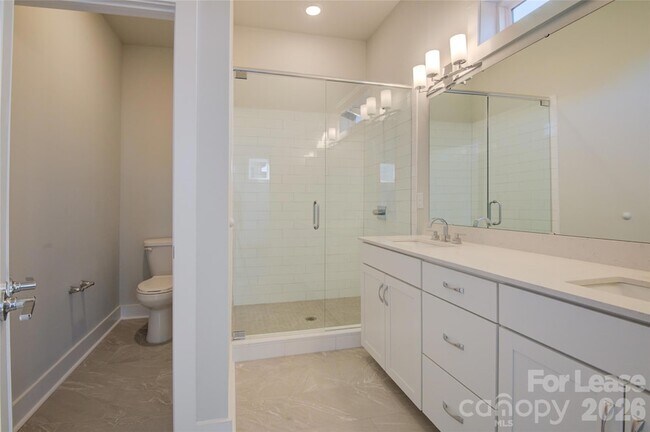 Building Photo - 5939 Ardrey Kell Rd