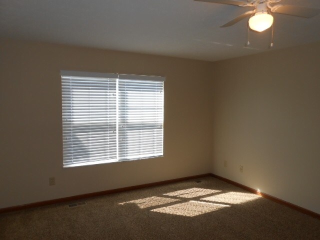 Building Photo - 12400 Bentwood Farms Dr