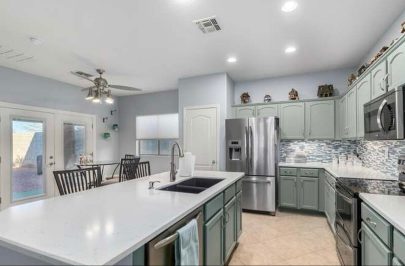 Building Photo - 4274 E Alamo St