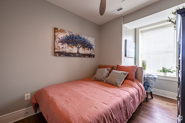 Apt 10 1 BR 1 BA - 360 SF - The Eleanor