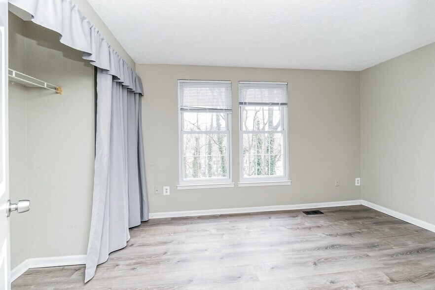 Building Photo - 1933 Belmont Ridge Ct