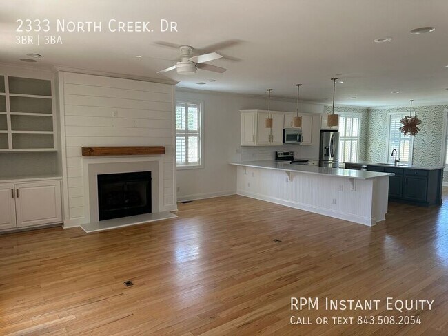 Building Photo - 2333 North Creek. Dr-