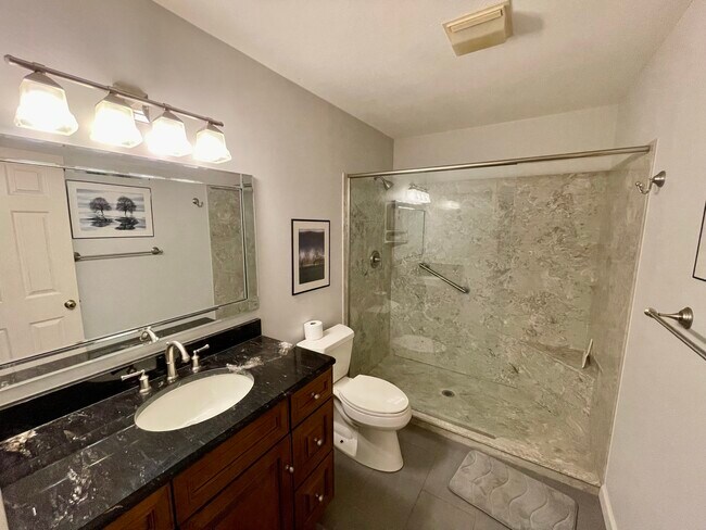 Building Photo - 209 Bokoshe Cir
