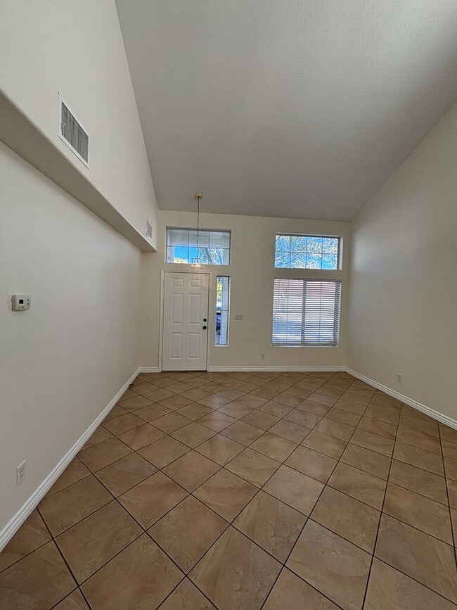 Building Photo - 5109 Meadow Rock Ave