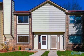 Building Photo - 344 Autumn Ln