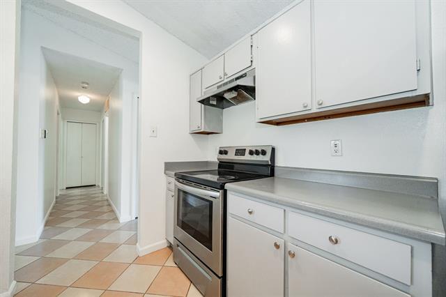 Building Photo - 906 High Country Dr
