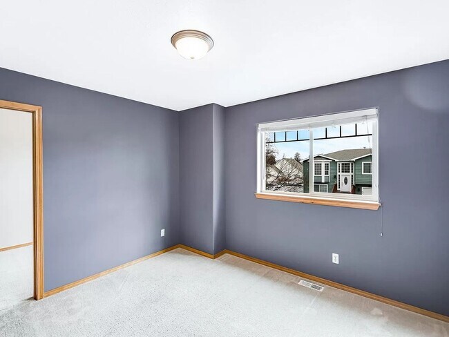 Building Photo - 3 Bedroom Single Family Home in Spokane Va...