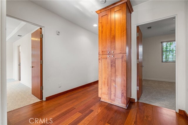 Building Photo - 1542 Manhattan Beach Blvd